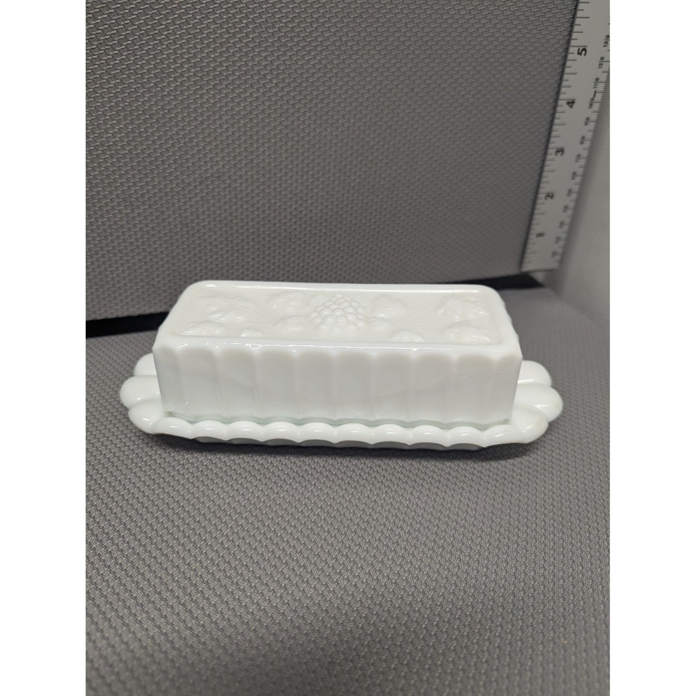 Vintage Westmoreland Milk Glass Butter Dish Paneled Grape White Covered Server - Picture 9 of 9